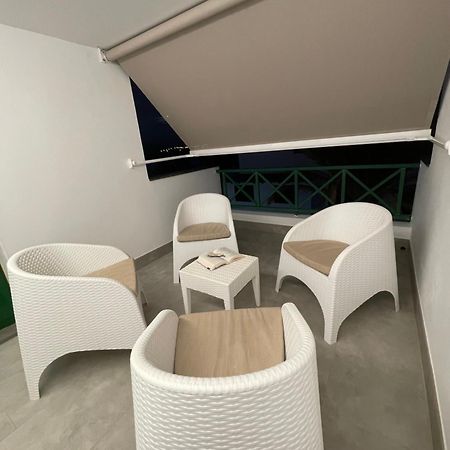 Izaro Apartamento Atico De Lujo Cerca De Playa Dorada Playa Blanca  Zewnętrze zdjęcie