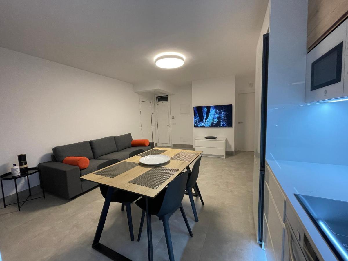 Izaro Apartamento Atico De Lujo Cerca De Playa Dorada Playa Blanca  Zewnętrze zdjęcie