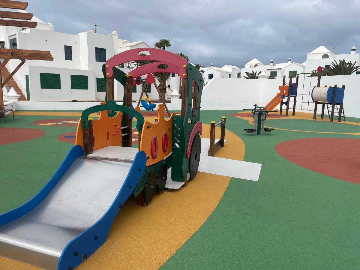 Izaro Apartamento Atico De Lujo Cerca De Playa Dorada Playa Blanca  Zewnętrze zdjęcie