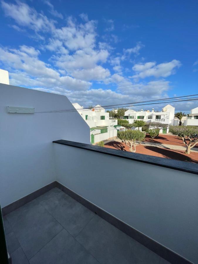 Izaro Apartamento Atico De Lujo Cerca De Playa Dorada Playa Blanca  Zewnętrze zdjęcie